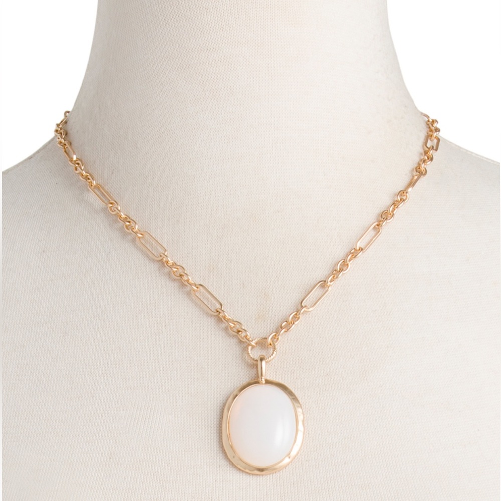 PATRICIA NASH Moonstone Oval Pendant Necklace
